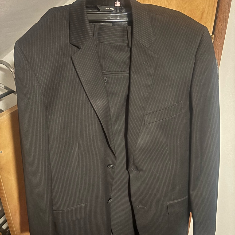 Men's Black Pinstripe Suit by Structure. New no tags. Jacket 40R, pants 32x30
